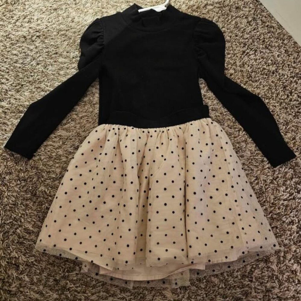 Girls black shirt and skirt